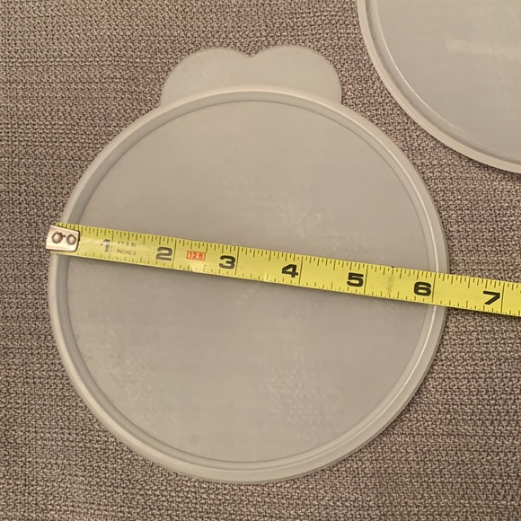 Tupperware Set of 3 Round C Butterfly Tab Lids Semi Sheer 6” Round Like New - Picture 5 of 6